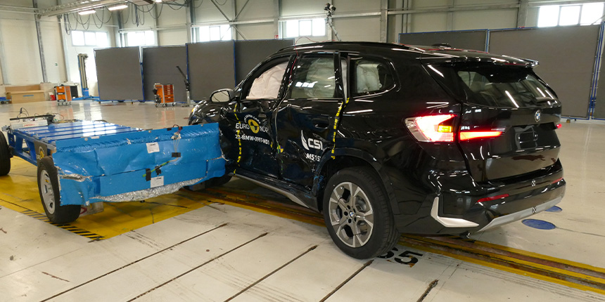 BMW X1 Crash Test BMW X1 Crash Test