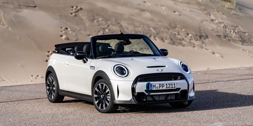 MINI CABRIO SEASIDE EDITION Nanuq White MINI CABRIO SEASIDE EDITION Nanuq White