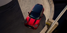 MINI COOPER NYNÍ S BONUSEM AŽ 120 000 KČ.