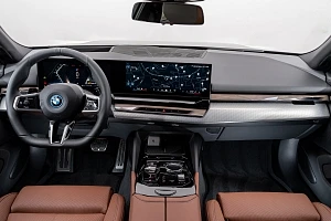 BMW řady 5 | 550e xDrive