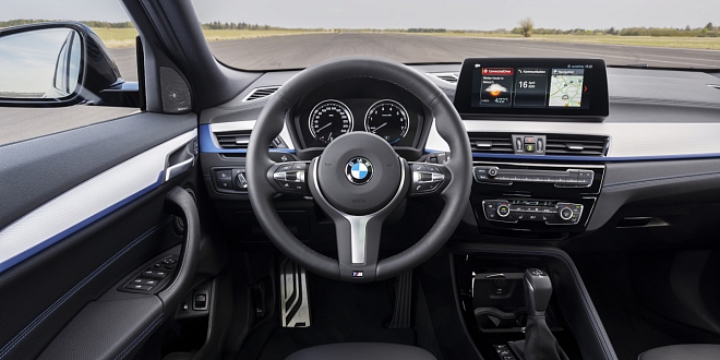 BMW X2 interiér BMW X2 interiér