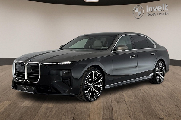 BMW 740 xDrive Sedan