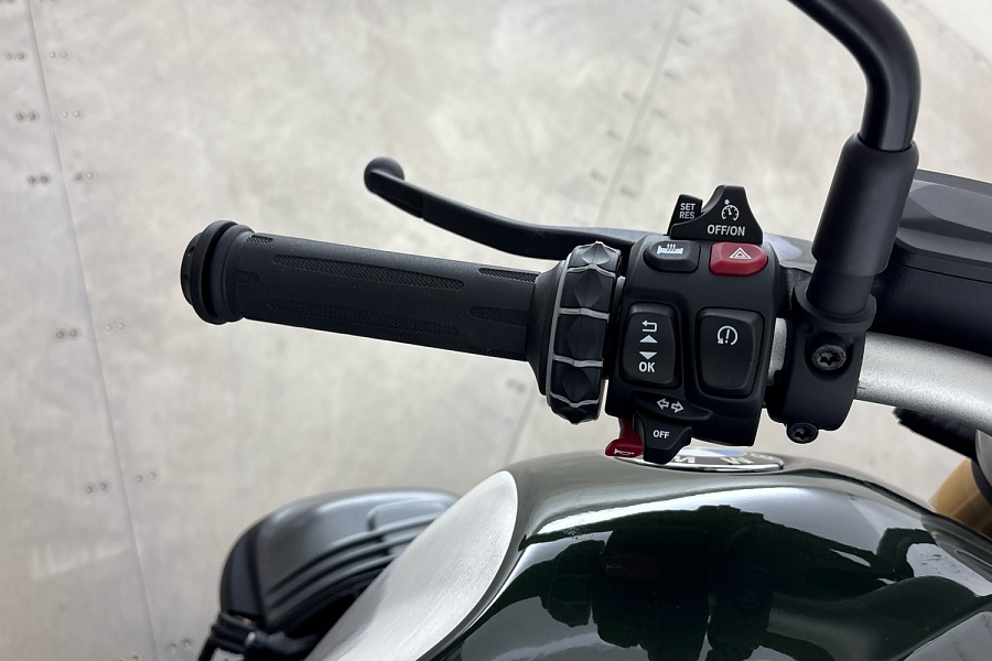BMW R 12 nineT