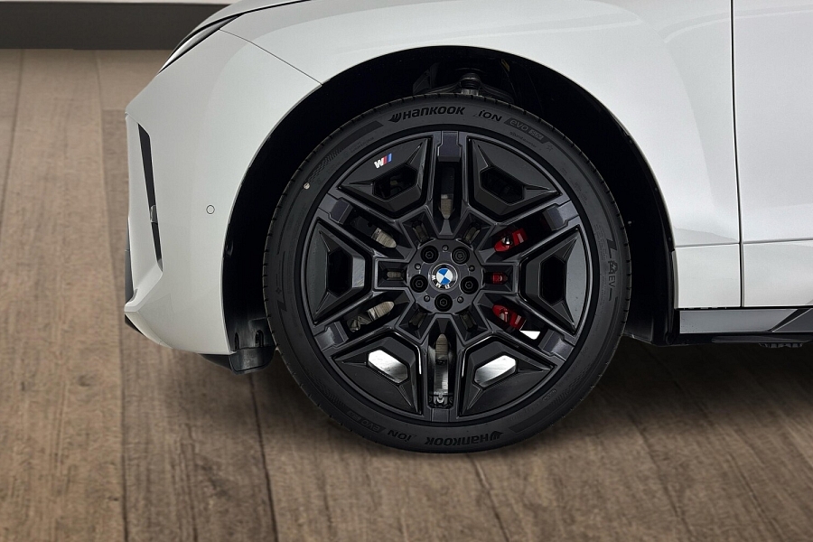 BMW iX xDrive45