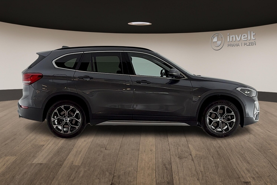 BMW X1 xDrive20i